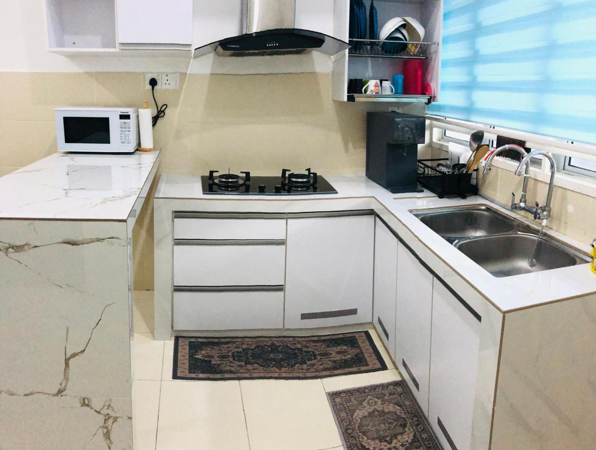 M2H Homestay Kuantan Buitenkant foto